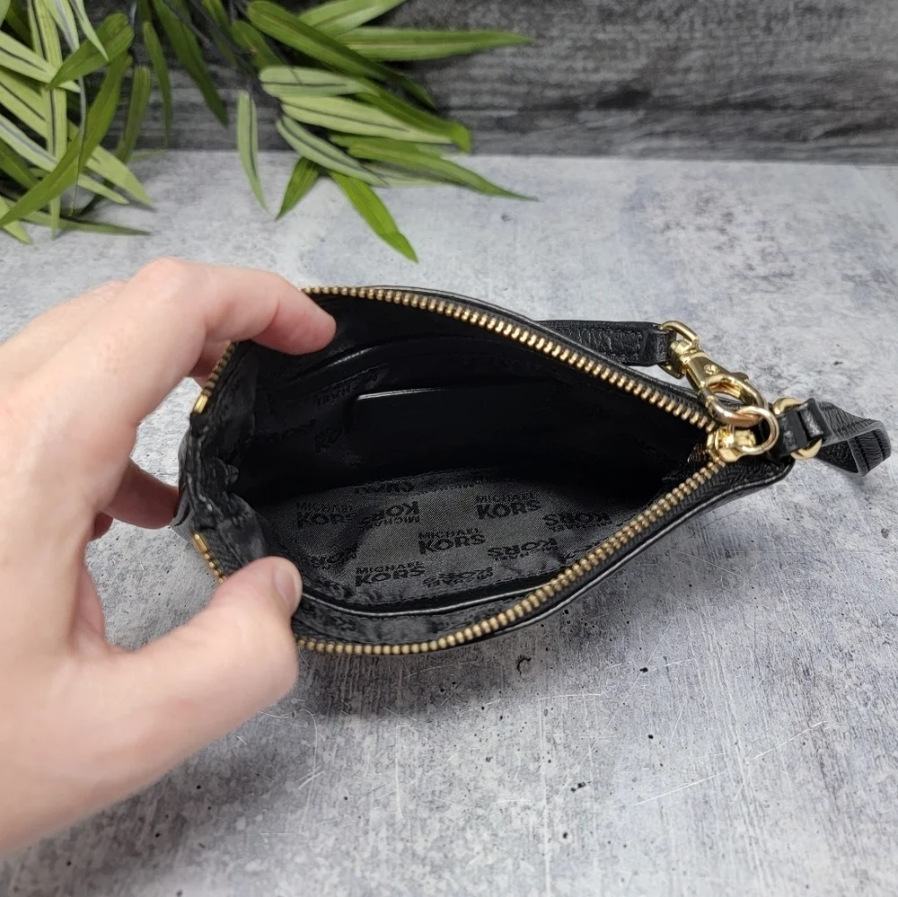 Michael Kors Fulton Black Pebbled Leather Medallion Wristlet